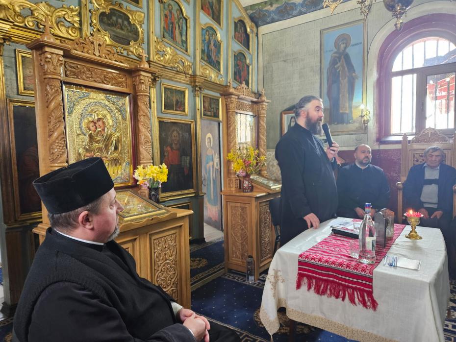 Seară duhovnicească în parohia Cristinești 
