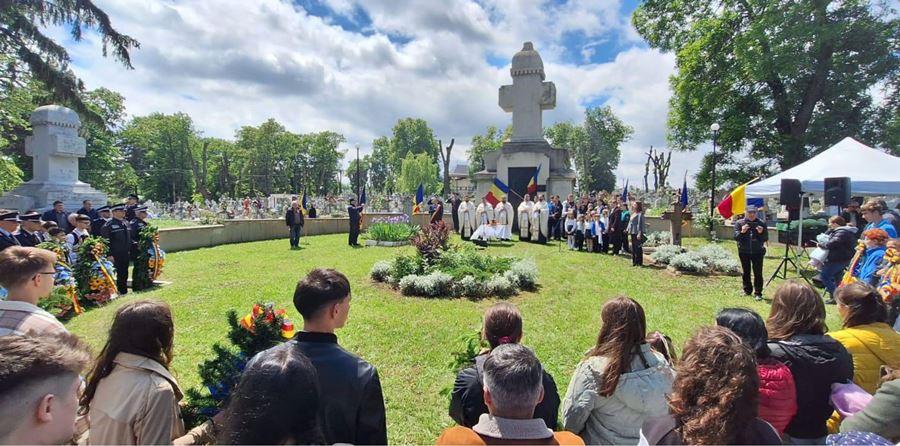 Ziua Eroilor comemorată cu solemnitate la Dorohoi