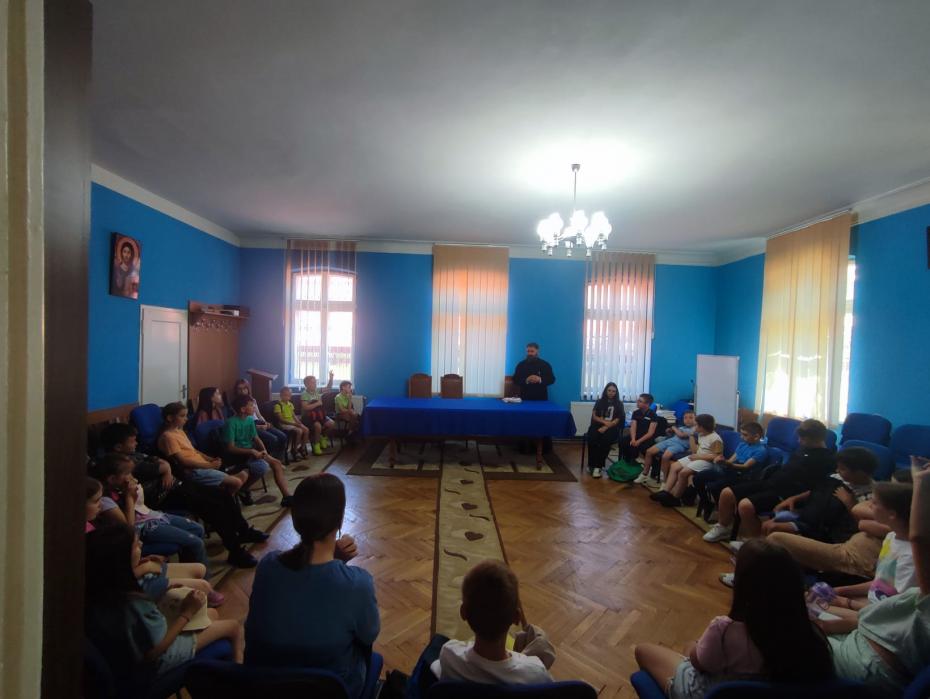 Omagierea Sfântului Voievod Ștefan cel Mare la Dorohoi – o lecție de istorie și credință pentru cei mici